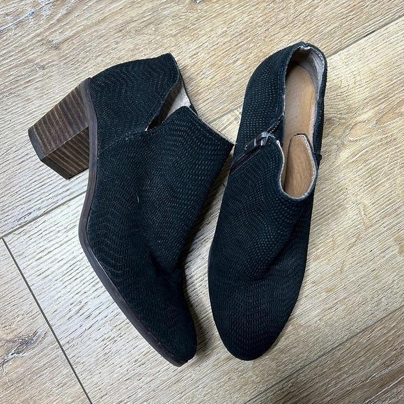 Lucky Brand Shoes - Lucky Brand Black Pickla Suede Ankle Boots Size 37.5/7M